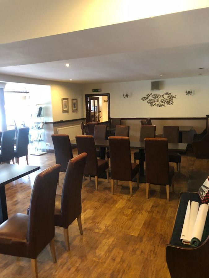 The Anglers Inn Пърт Екстериор снимка